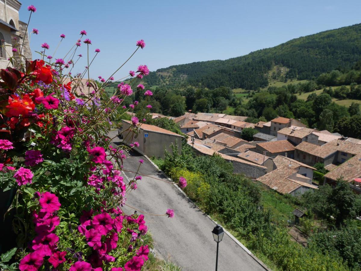 L'Oustal Des Amis Villa Belcaire Bagian luar foto